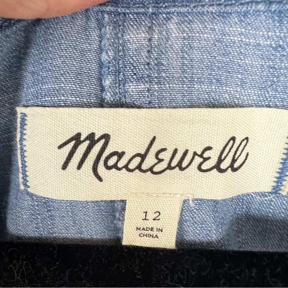 Madewell Denim Puff-Sleeve Button-Front Jumpsuit - Size 12 - Picture 5 of 8
